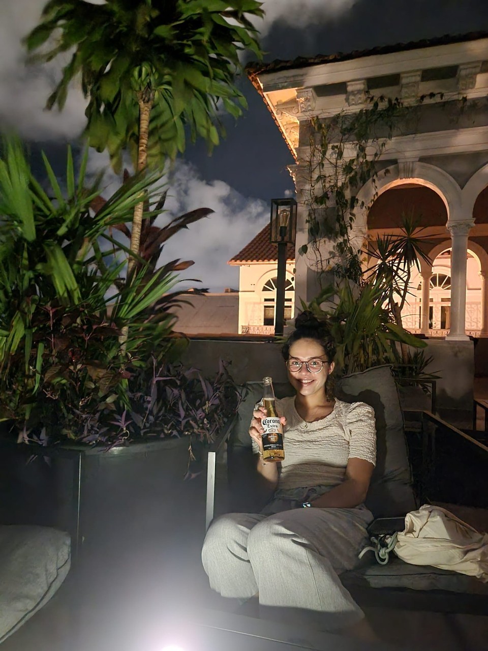 Panama - Panama-Stadt - … und der erste Abend wird auf dem Rooftop eingeläutet 🍻 