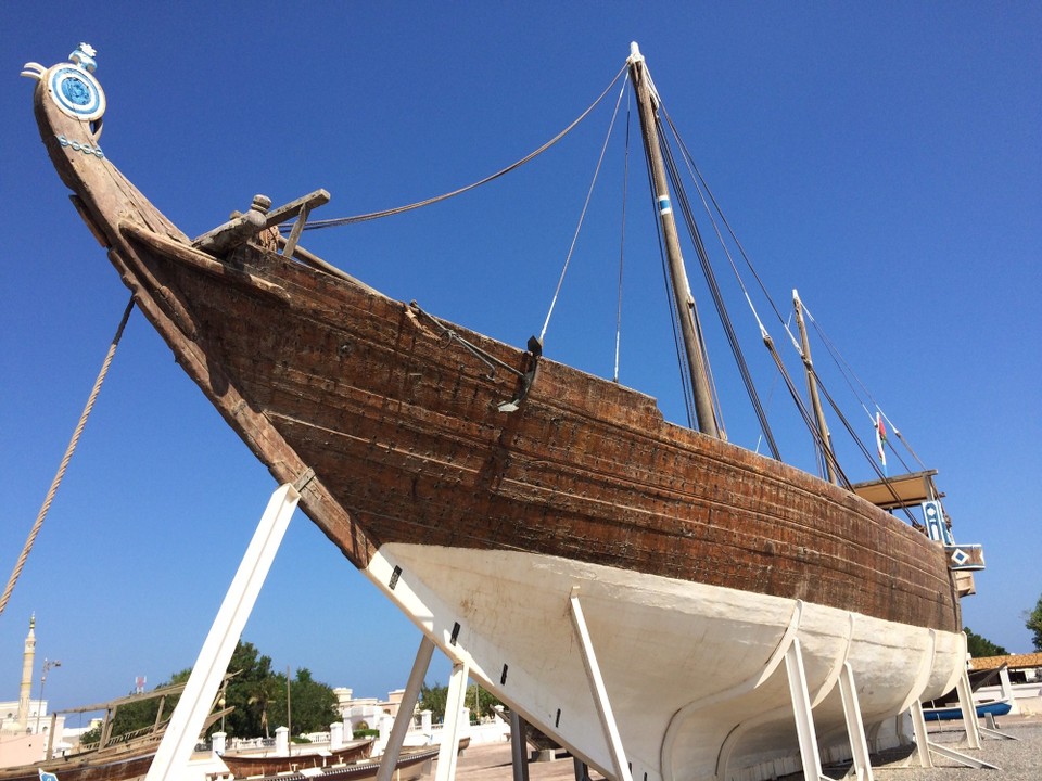 Oman - Sur - Schaudhau zum Dhaubau...