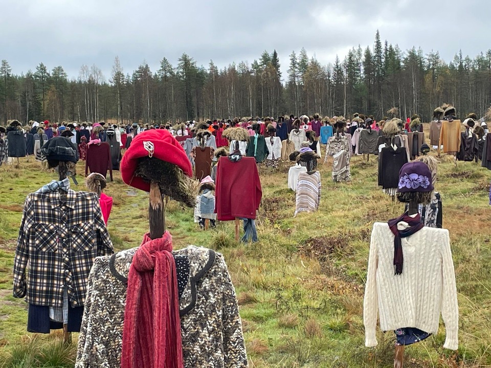 Finnland - Juurikkalahti - …über 1.000 dieser Figuren 