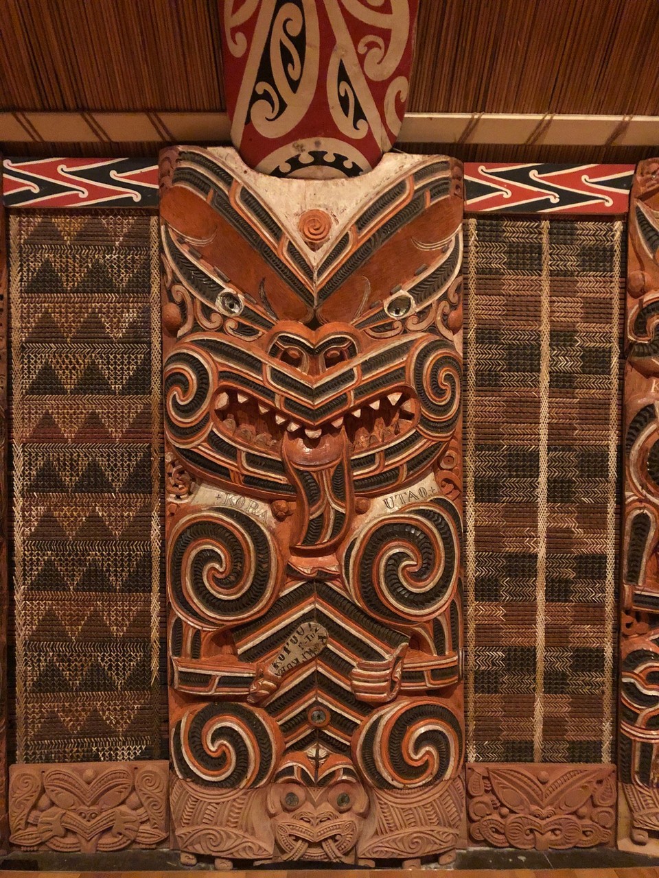 Neuseeland - Auckland - Wanddekoration in der Marae
