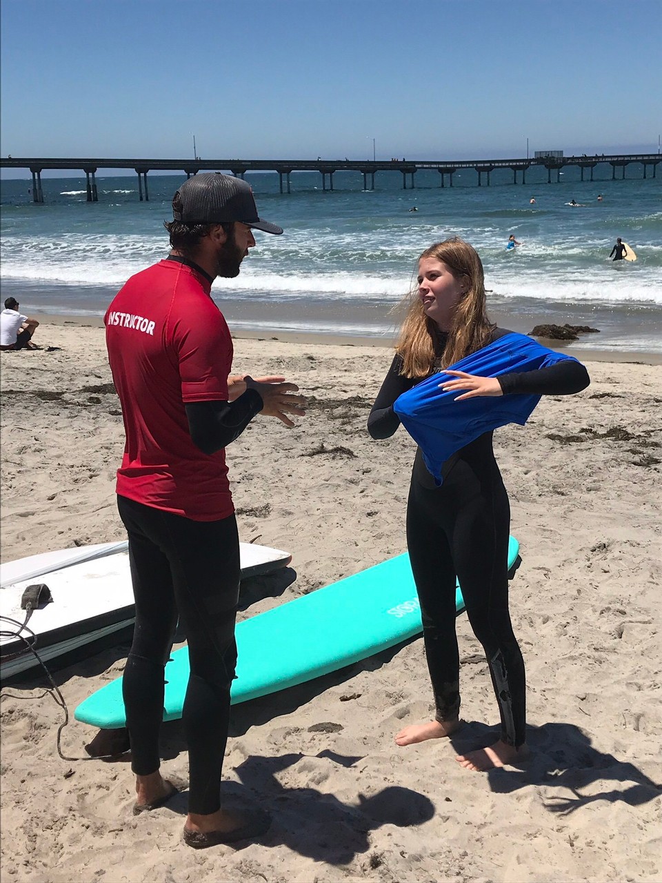 USA - San Diego - Livia mit Surflehrer