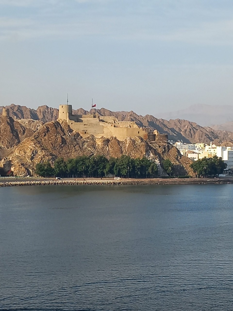 Oman - Maskat - Guten Morgen Muskat.