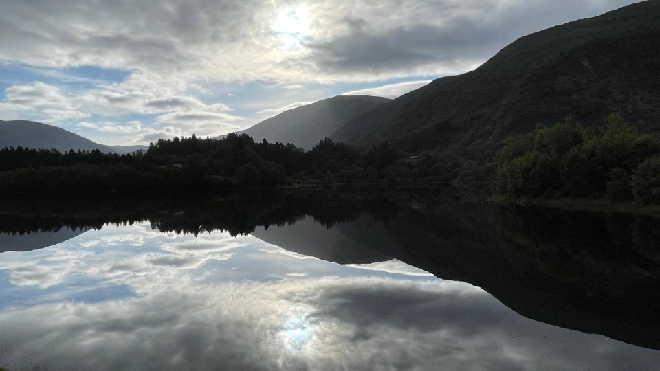 Norwegen - Flåm - Ausblick heute Morgen um 7:21 Uhr aus unserem Bobil