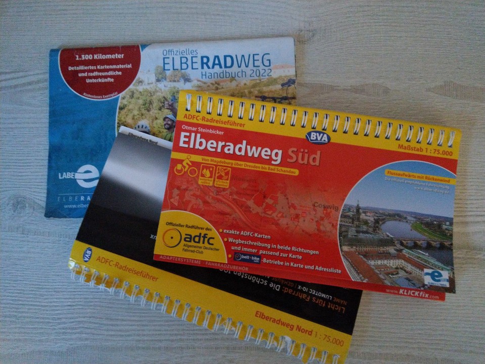 Deutschland - Magdeburg - Übrigens habe ich heute den ersten Teil der beiden ADFC Radtourenführer beendet. Nord ist passé und kommt in den Müll, ab jetzt fahren wir auf Süd