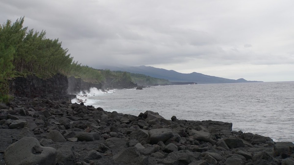 Station 13 -  - Steilküste aus Lava
