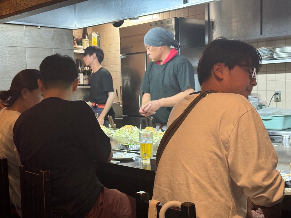 Japan - Hiroshima - Unser Essen wird zubereitet … 