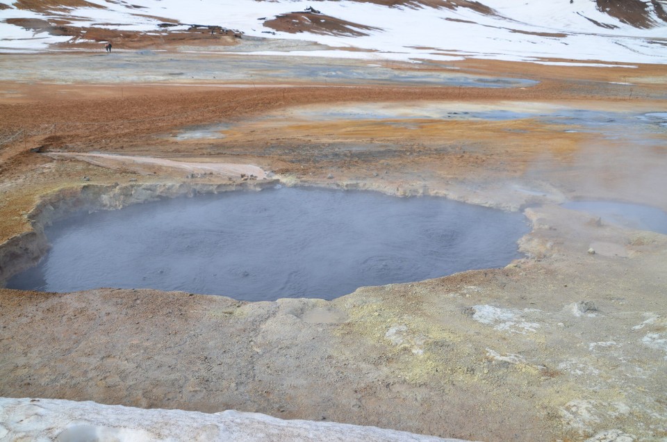 Island - Akureyri - Waasser blubbert