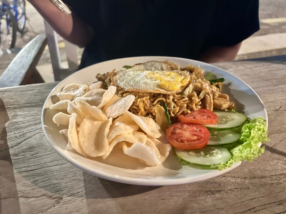 Indonesien - Kabupaten Lombok Utara - Chicken Noodle 🐓🍝