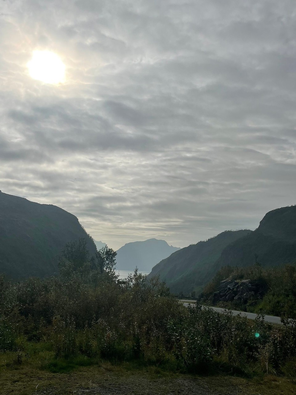 Norwegen - Vangsvik - Die Sonne versucht immer wieder ihr Glück 