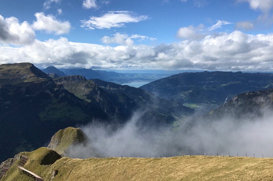 Schweiz - Wengen - Der Thuner See bei Interlaken.