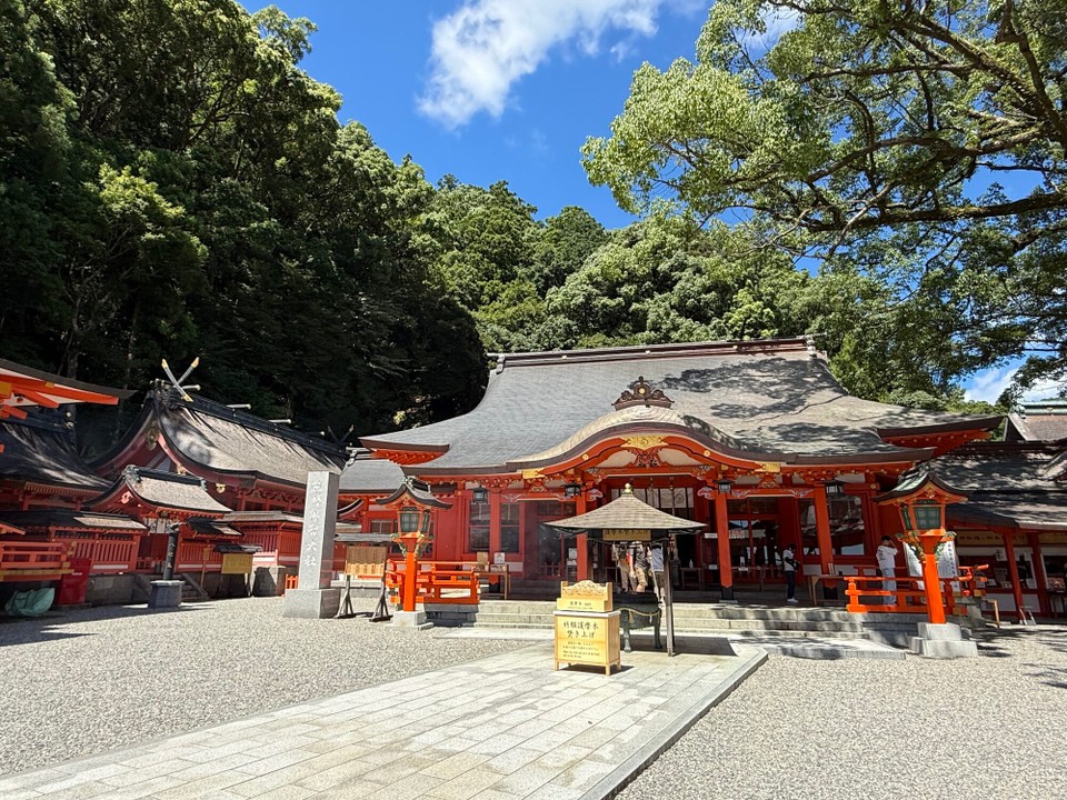 Japan - Nachikatsuura - Schrein Kumano Nachi Taisha