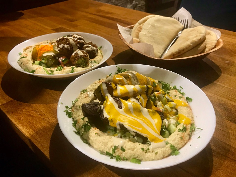 Ungarn - Budapest VII. kerület - Meetless dinner | Falafel | Hummus | Pita