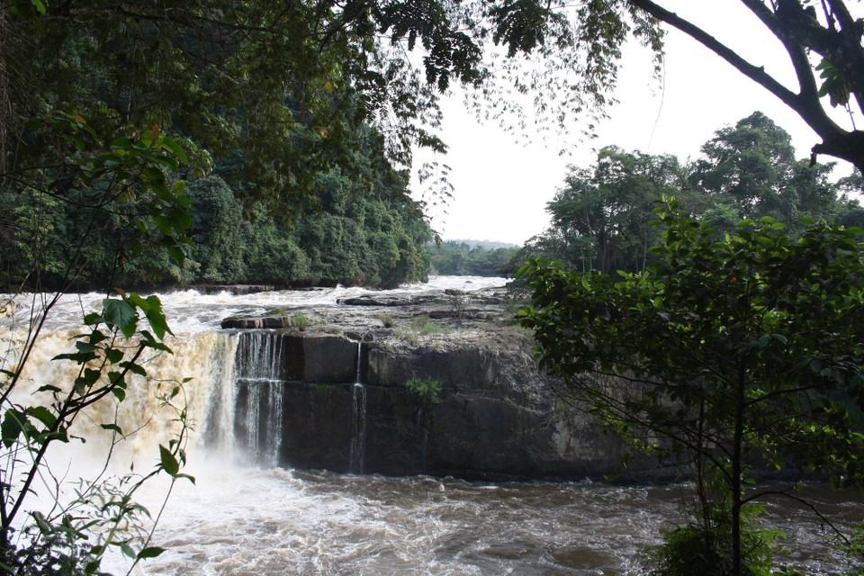 Gabun - Franceville - Wasserfall