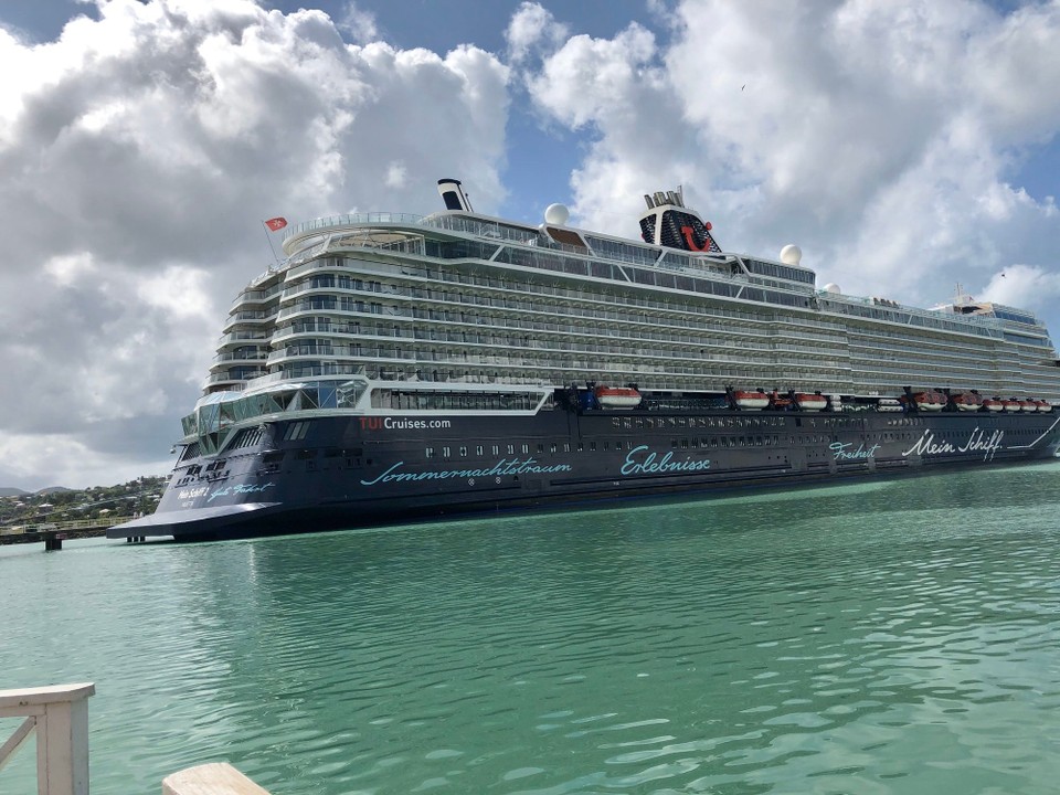 Antigua und Barbuda - Antigua and Barbuda - Mein Schiff2 