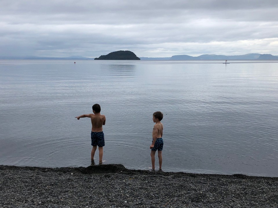 Neuseeland - Motutere - Campingplatz am Moturere Point zwischen Taupo und Turangi direkt am See