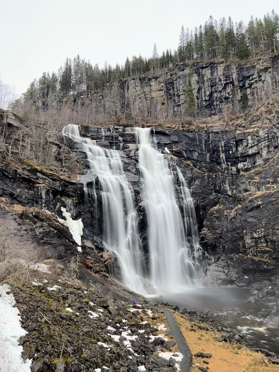 Norwegen - Granvin - Über 100m in die Tiefe…