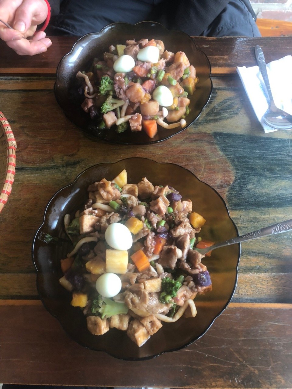 Vietnam - H. Hoa Lư - Mach einem tollem Frühstück geht‘s wieder weiter Richtung Ninh Bình...