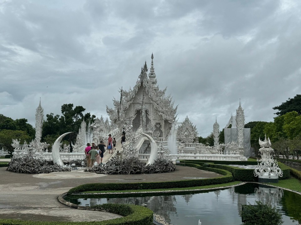 Thailand - Chiang Mai - Wat Rong Khun - Weisser Tempel (für mich etwas zu crazy 🙈) 