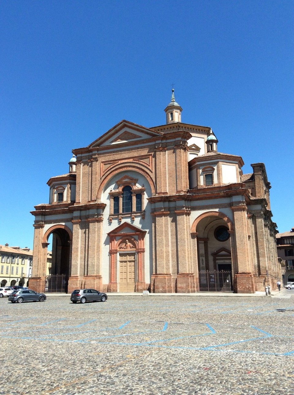 Italia - Genova - Duomo di Voghera