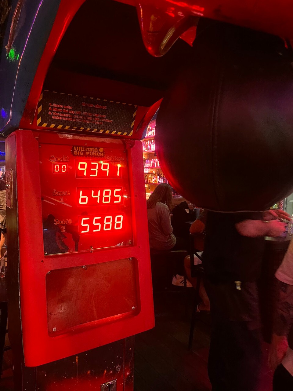 Thailand - Mueang Krabi - High score on the boxing bag though 