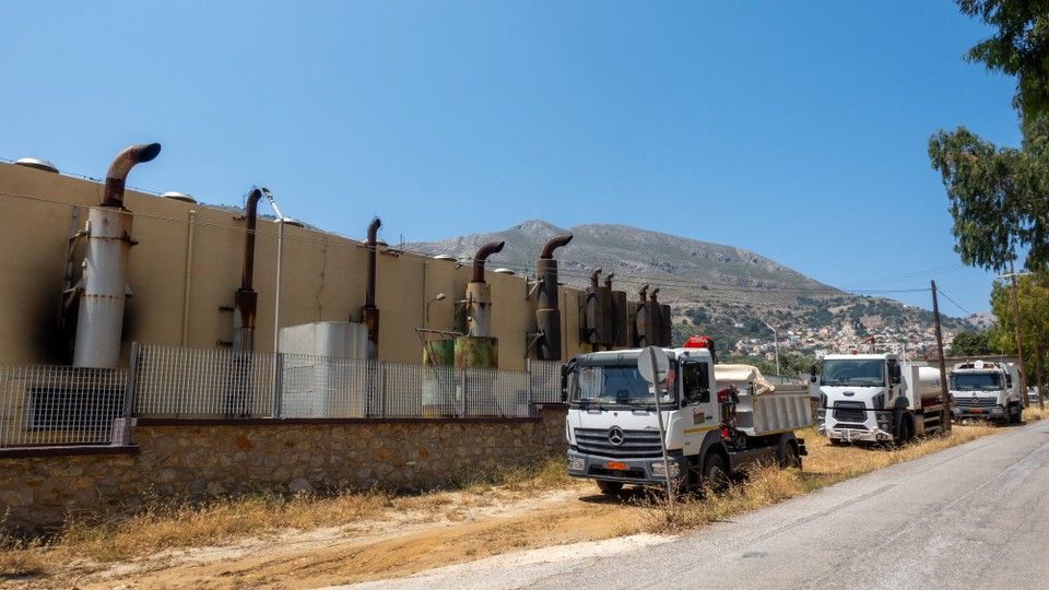 Griechenland - Symi - Das Elektrizitätswerk sorgt für die stabile Stromversorgung dank bewährter Technologie.