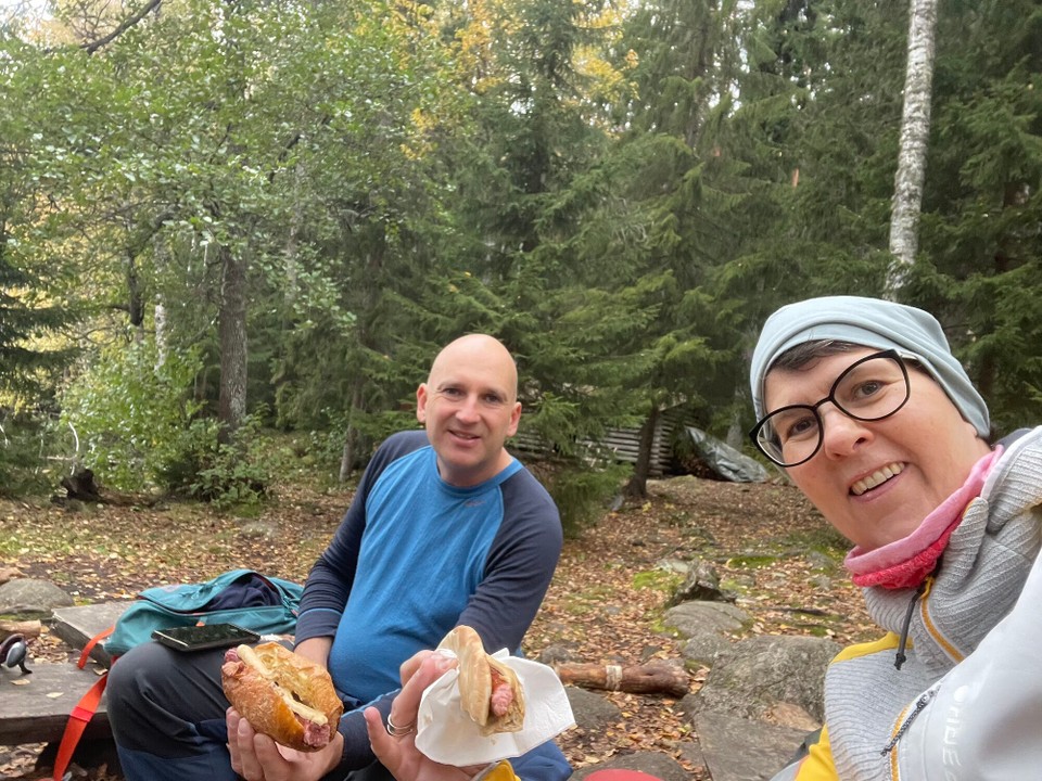 Finnland - Mustajärvi - …Frau genießt 