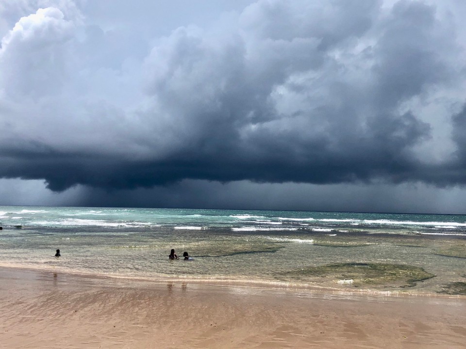 Brasilien - Salvador - Wenn Kurzregen ankommt