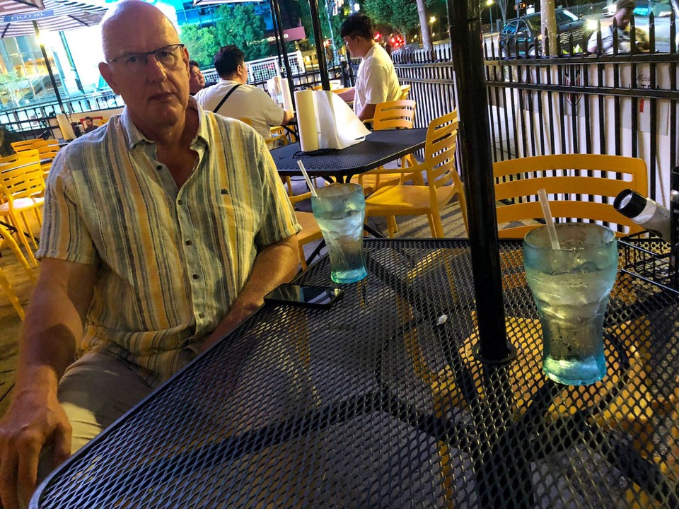 USA - Atlanta - Kaltes, klares Wasser. Mehr geht heute nicht.