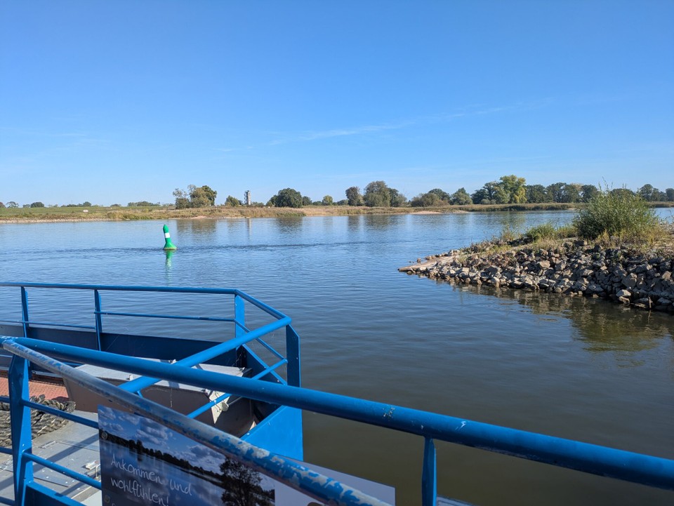 Deutschland - Havelberg - Um halb zwölf waren wir dann bereit für die Tagesetappe. Es mussten noch 90 km werden.