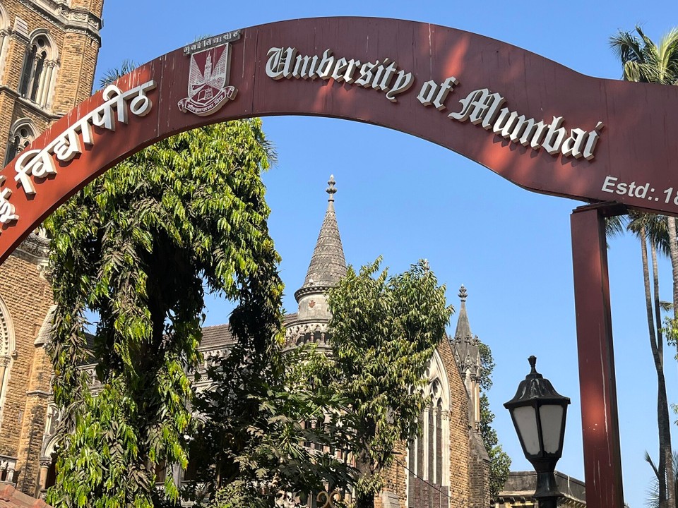 Indien - Mumbai - Universität