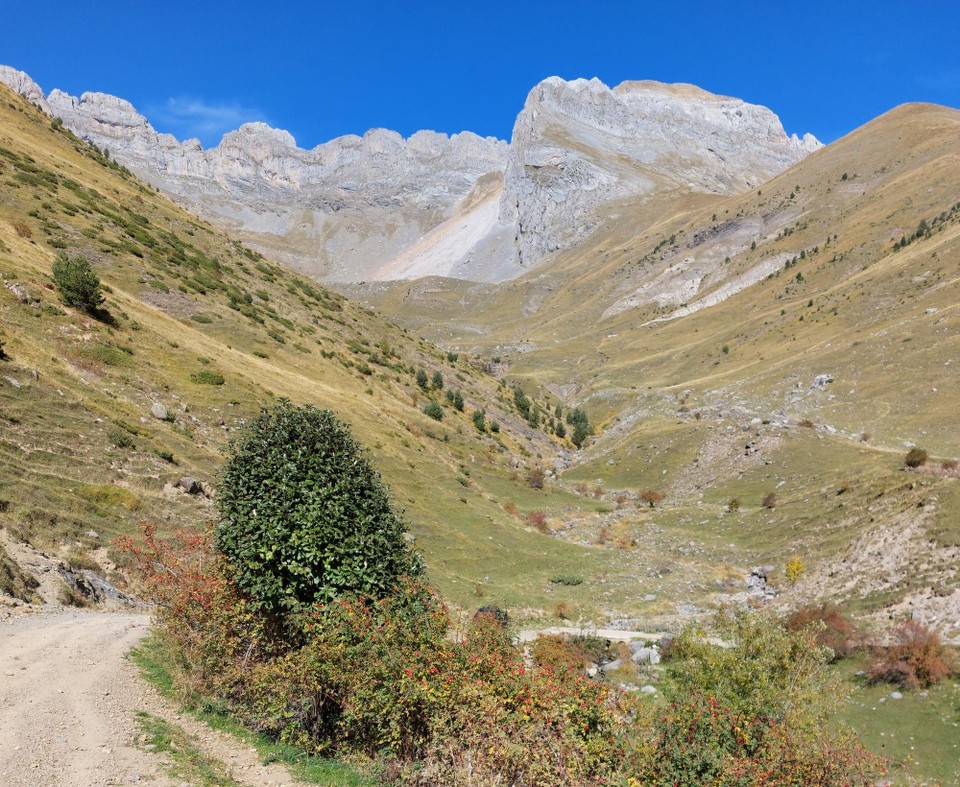 Spanien - Viu - Blick auf den "Pico Otal" (2700 m )