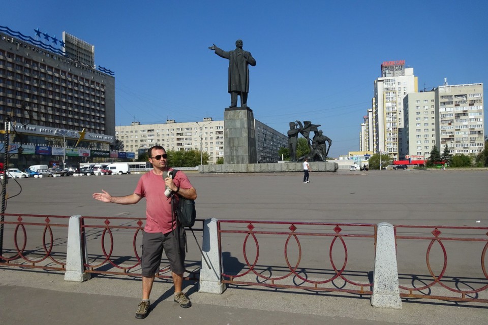 Russia - Nizhny Novgorod - A better Luke and Lenin - NiNo