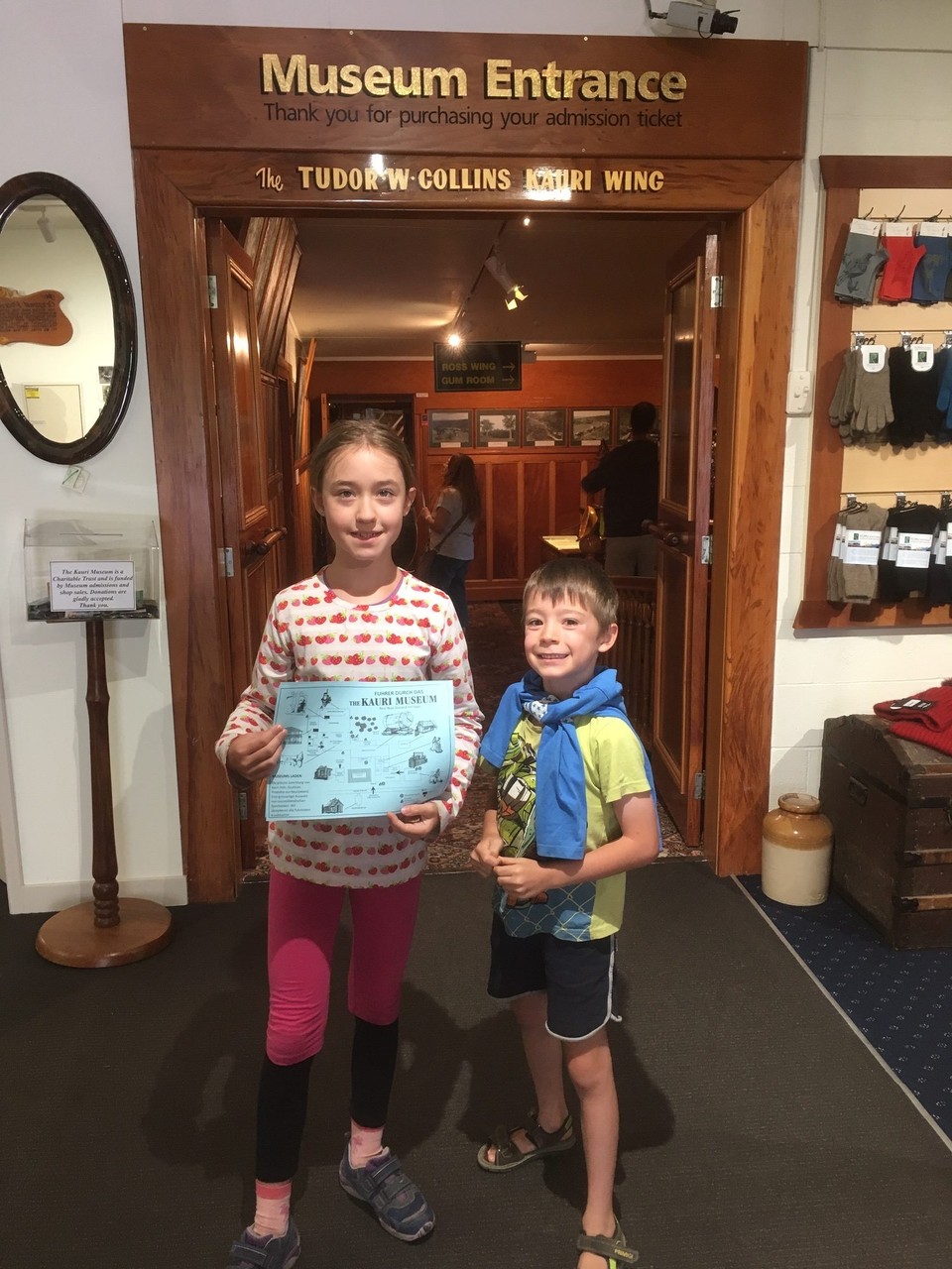 Neuseeland - Matakohe - Unseren ersten Halt machen wir im Kauri Museum in Matakohe. Kauri sind die größte in Neuseeland heimische Baumart.