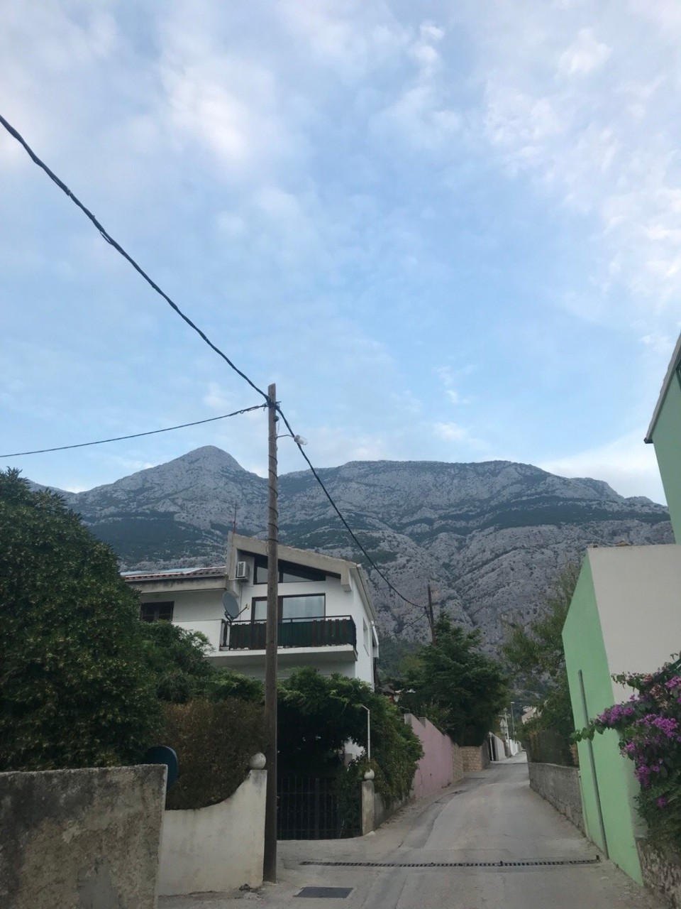 Croatia - Makarska - View up the road