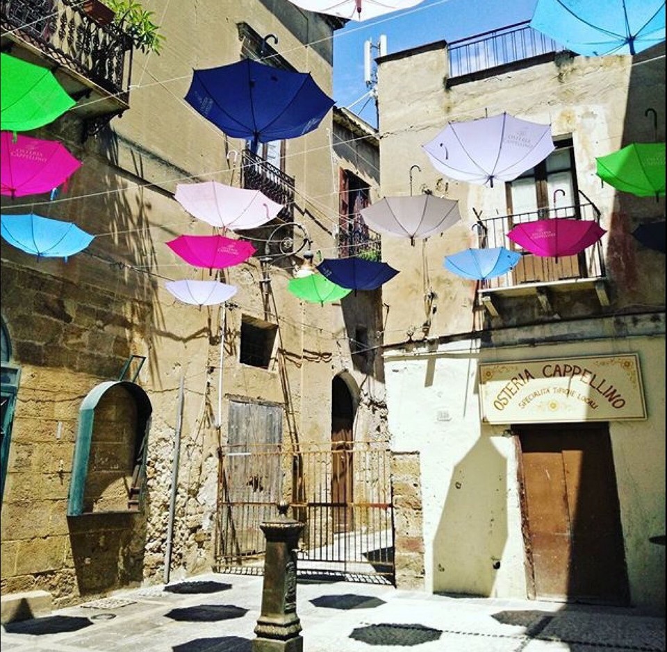 Italia - Palazzolo Acreide - Piazzetta a Sciacca.