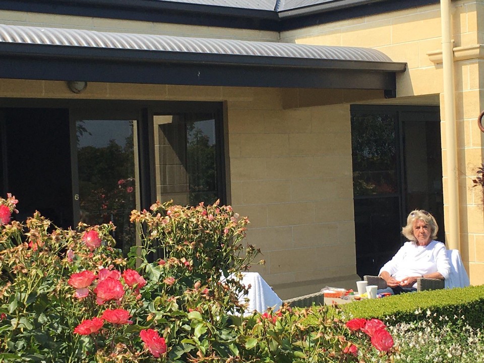 Australien - Mount Gambier - und machten es uns gemütlich auf der Terrasse