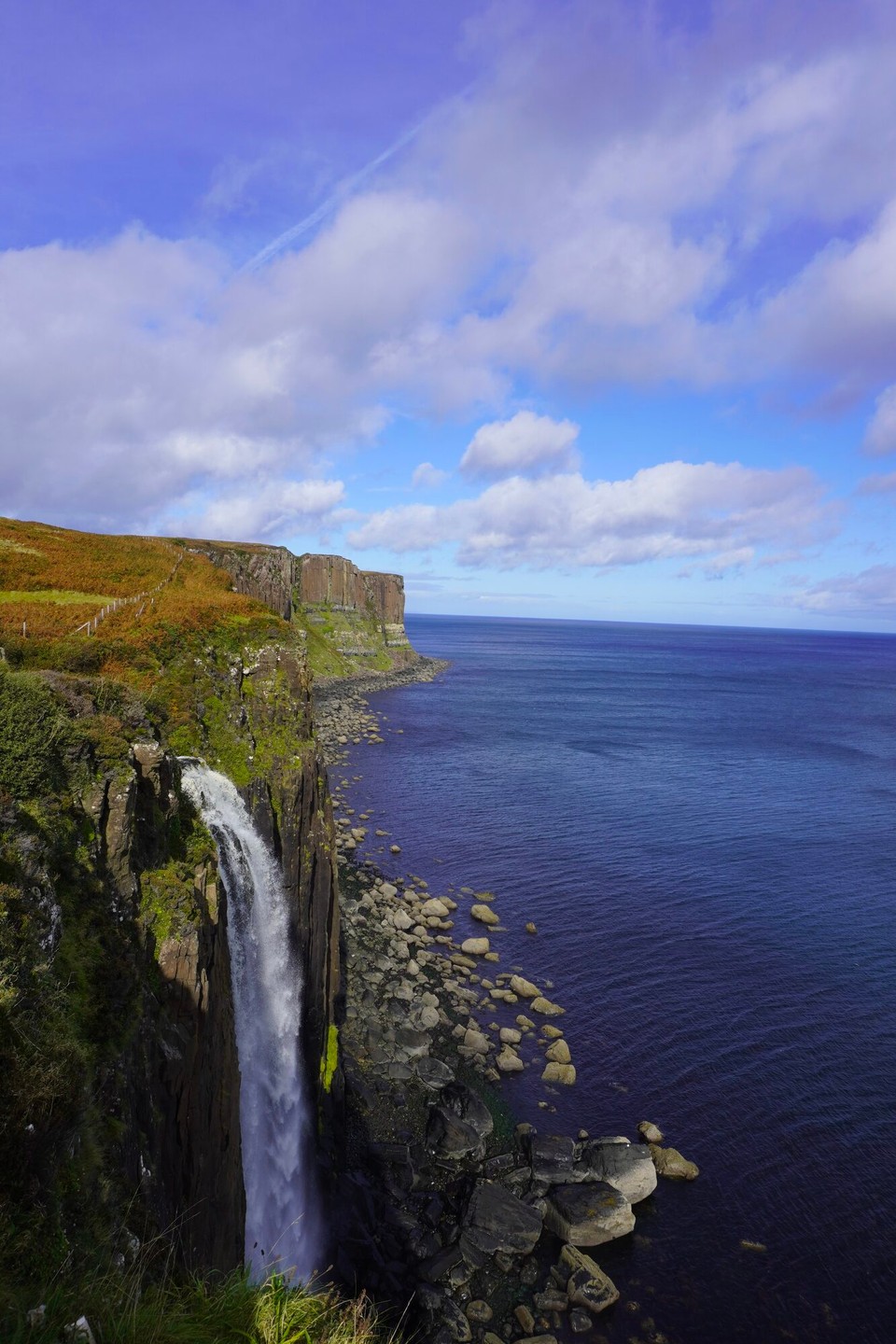 Vereinigtes Königreich - Uig - Kilt Rock Waterfall