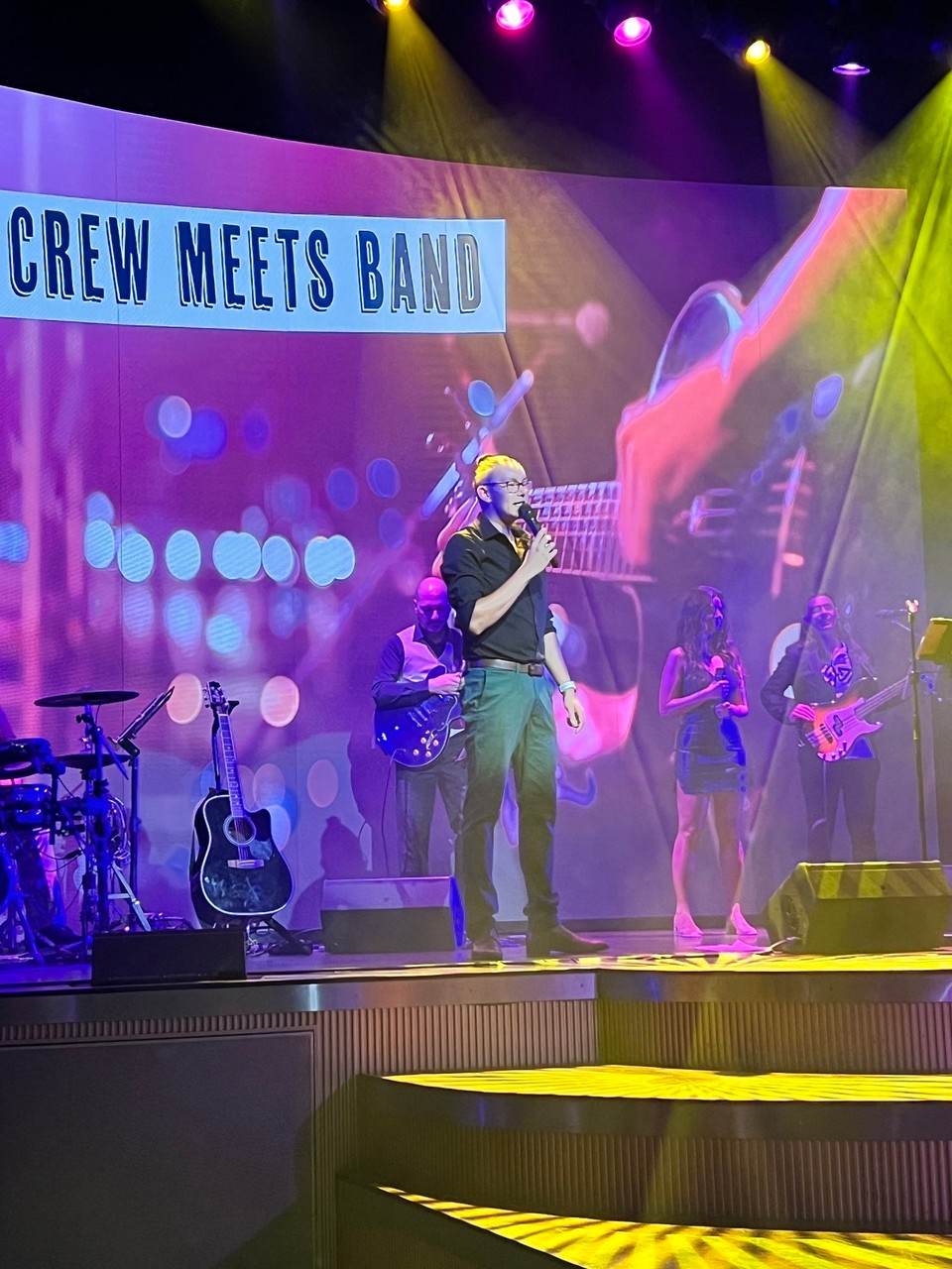 Ort bestimmen … -  - Crew meets Band
