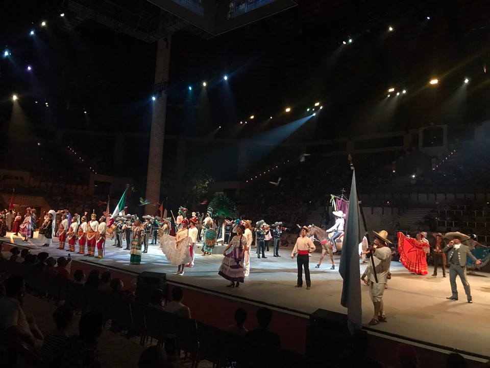 Mexiko - Solidaridad - Tolle Show mit vielen typisch mexikanischen Eindrücken