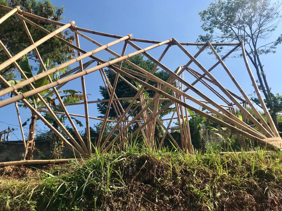 Indonesien - Coblong - Das...wird ein Kindergarten