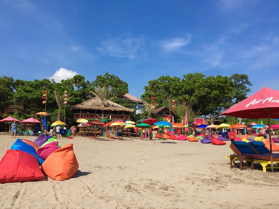 Indonesien - Badung - Seminyak Beach 💛