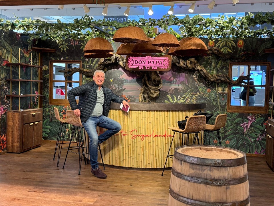 Deutschland - Hamburg - Das beste vom Flughafen in Paris.