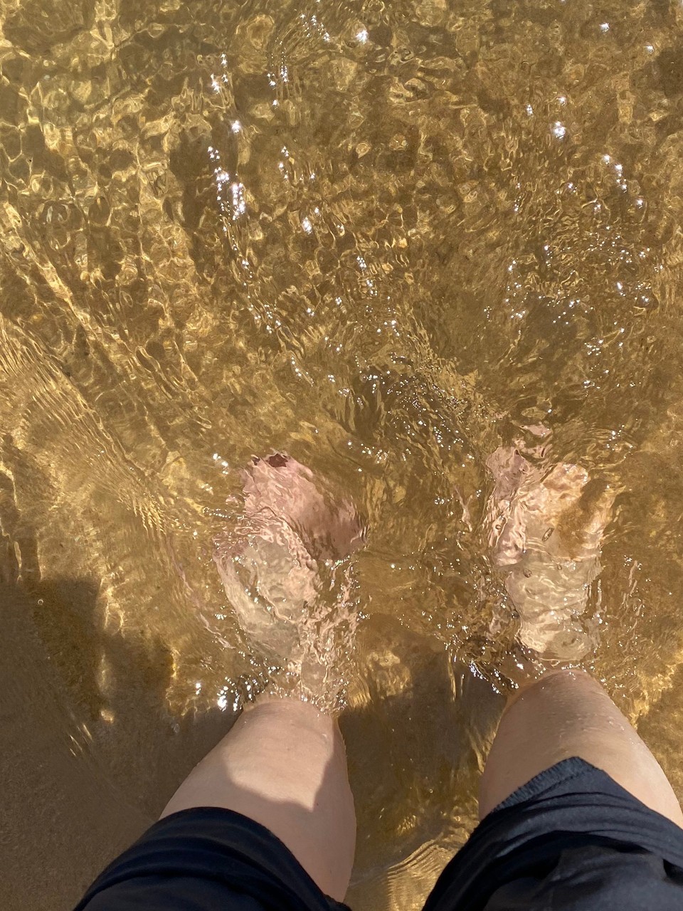 Portugal - Santa Cruz - Füße im Wasser … 