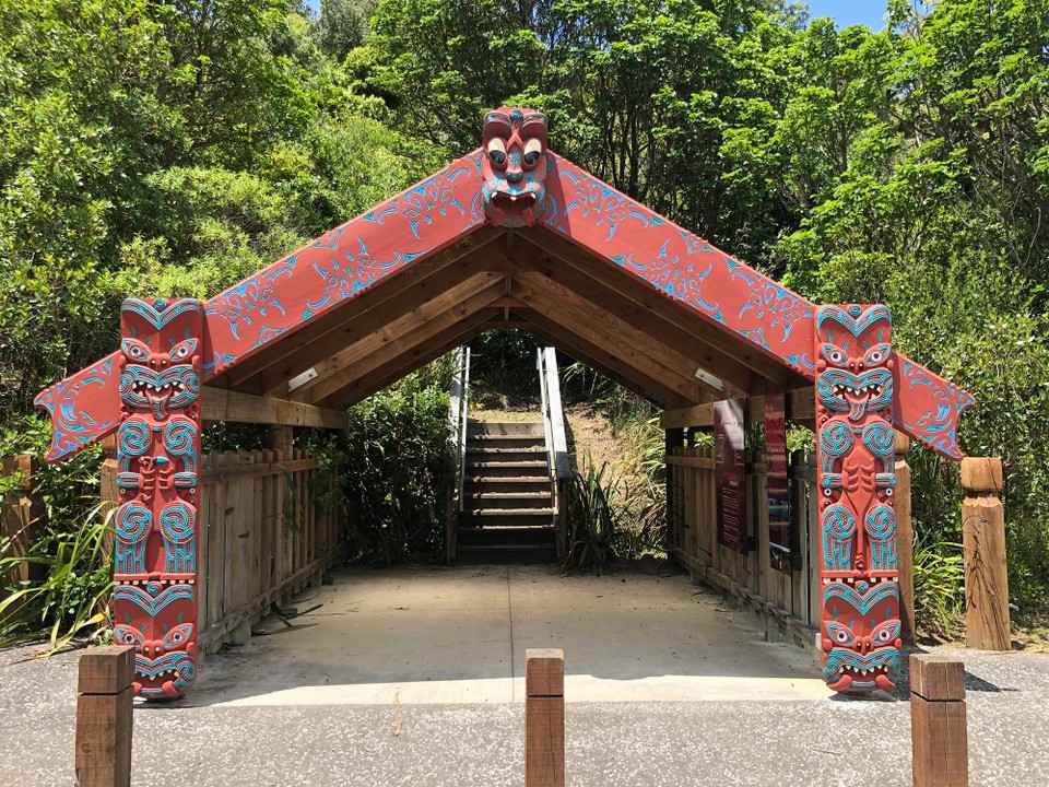 Neuseeland - Ohope - Und noch einen Aussichtspunkt mit Maori-Bedeutung nahmen wir mit. 