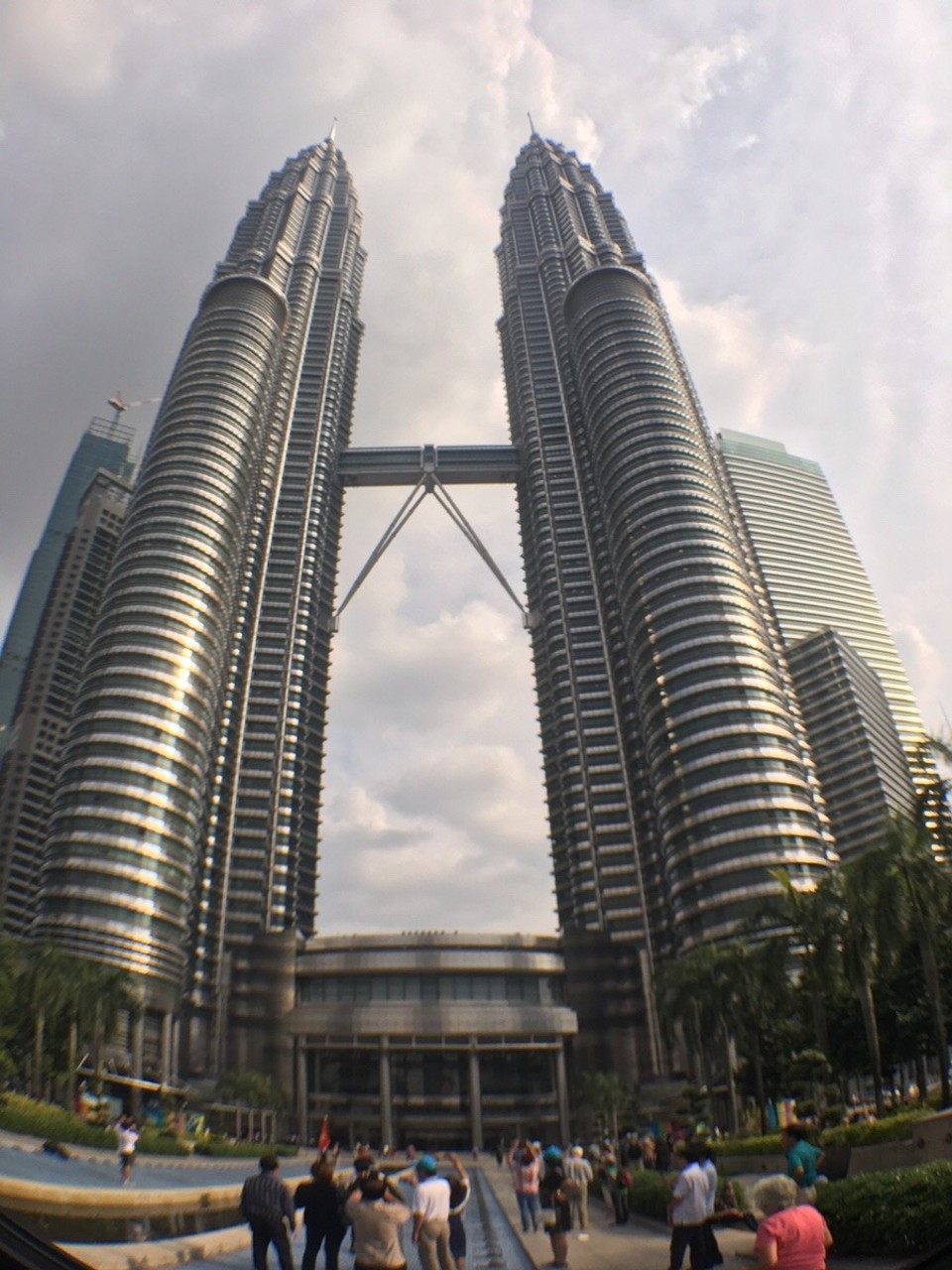 Malaysia - Kuala Lumpur - Die Petronas- Tower - Gigantisch