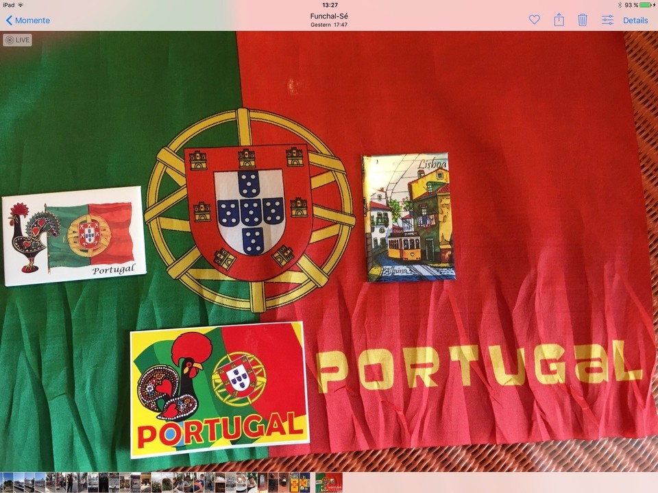 Portugal - Lissabon -  Die Flagge Portugals
