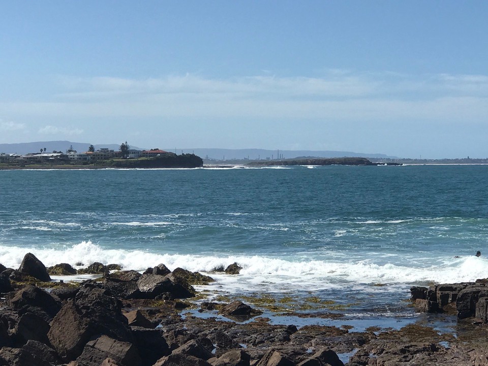 Australia - Barrack Point - Next beach ... shell harbour (yes Ash we're back at the beach !!)