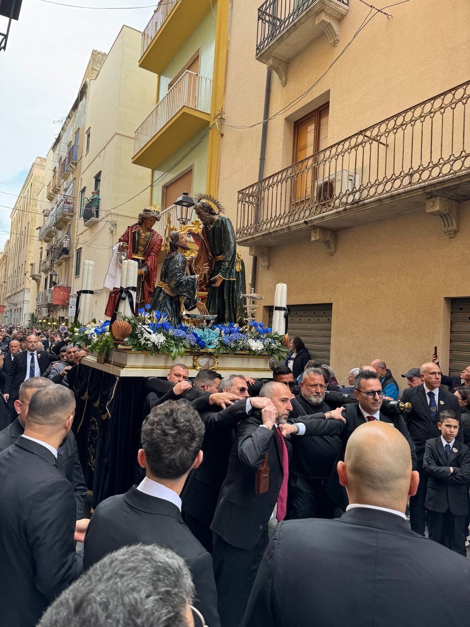 Italien - Marsala - Schwerstarbeit. 