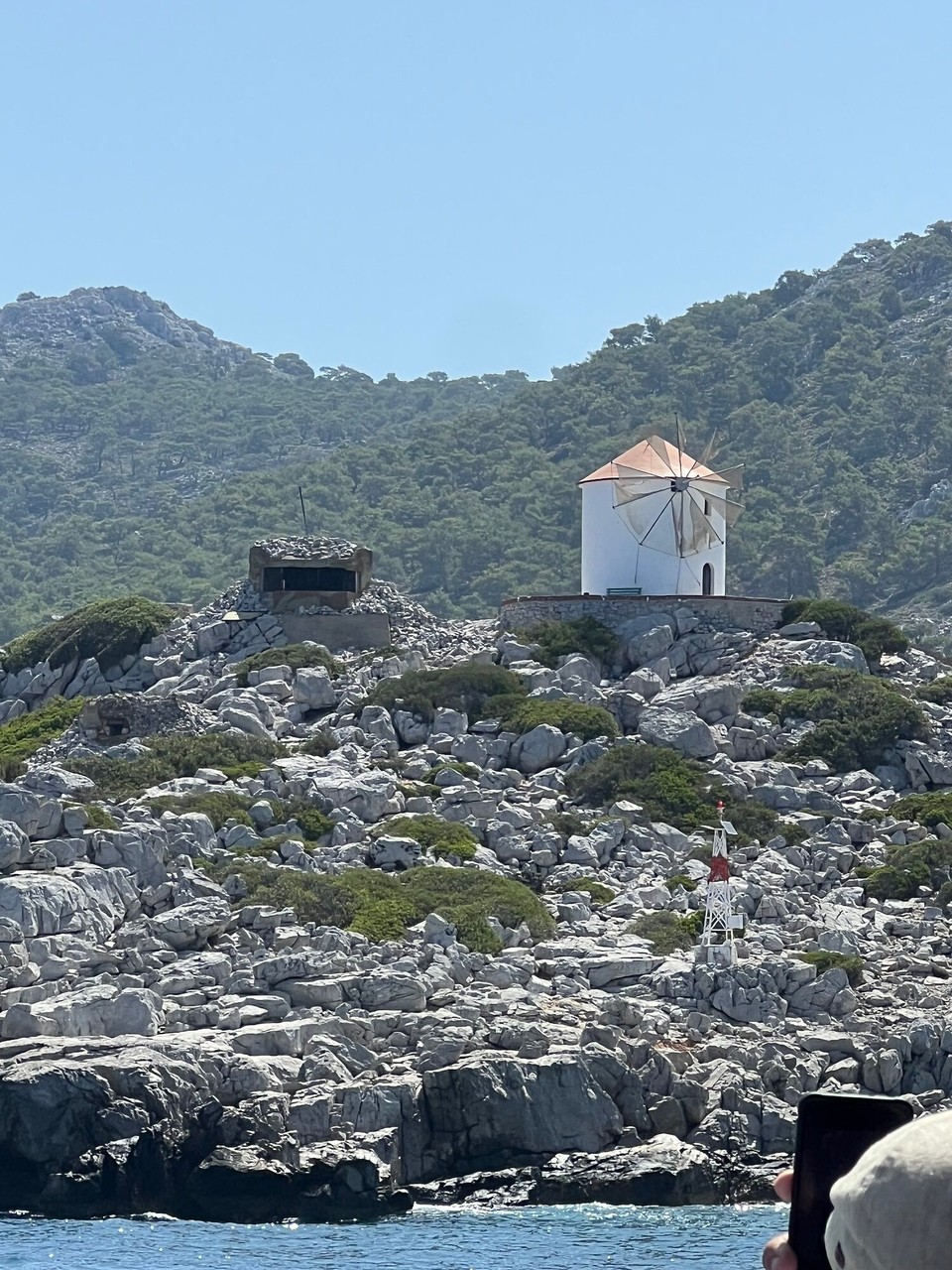 Griechenland - Symi - Jetzt nähern wir Symi - 1. Station: Bucht von Parnormitis