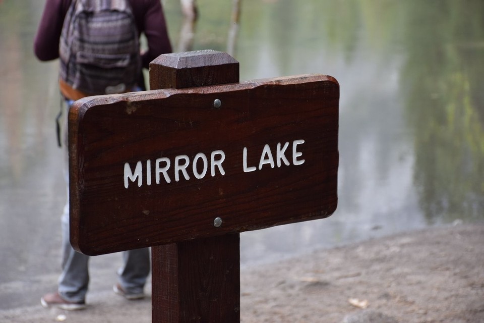 USA - Yosemite-Nationalpark - Mirror Lake - ein vor langer Zeit künstlich angelegter See, der aber langsam zuwächst 